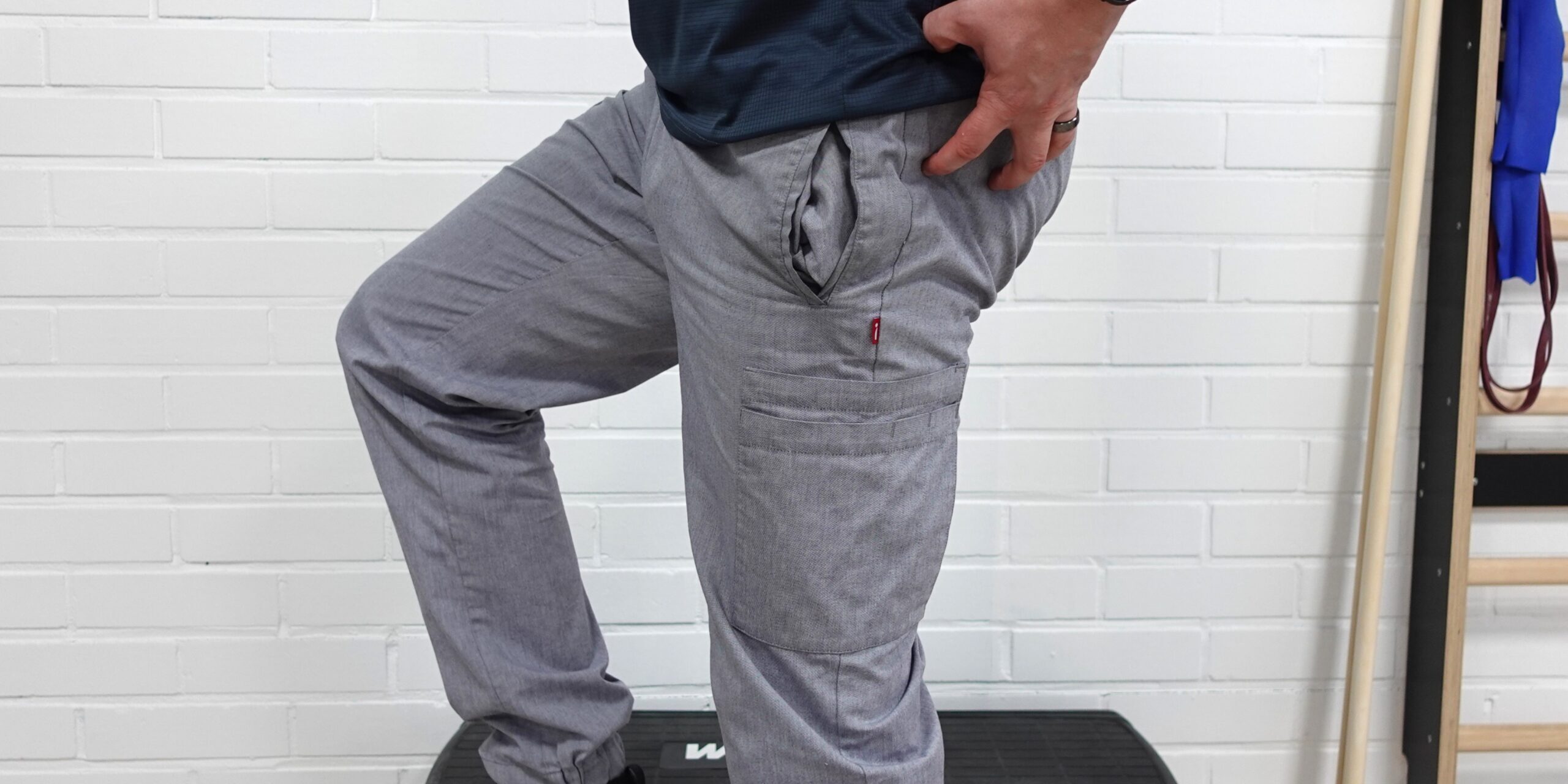 Yksijalkainen seisonta kuormittaa gluteus mediusta ja paljastaa pakaran aktivoinnin merkityksen